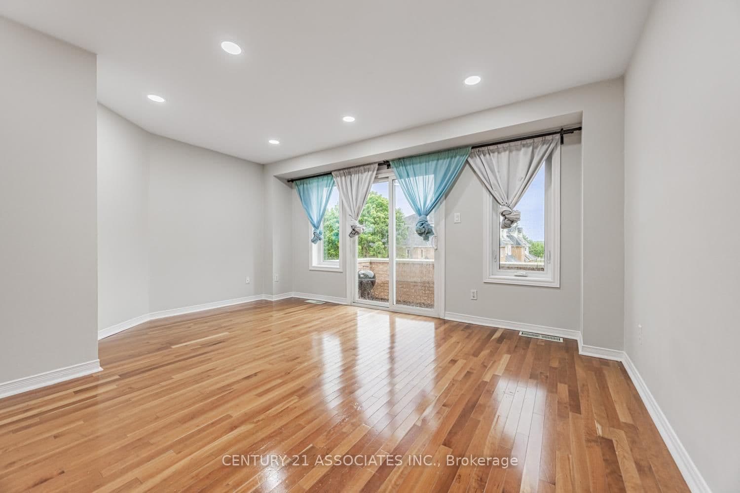60 Barondale Drive, Unit 256 thumbnail 17