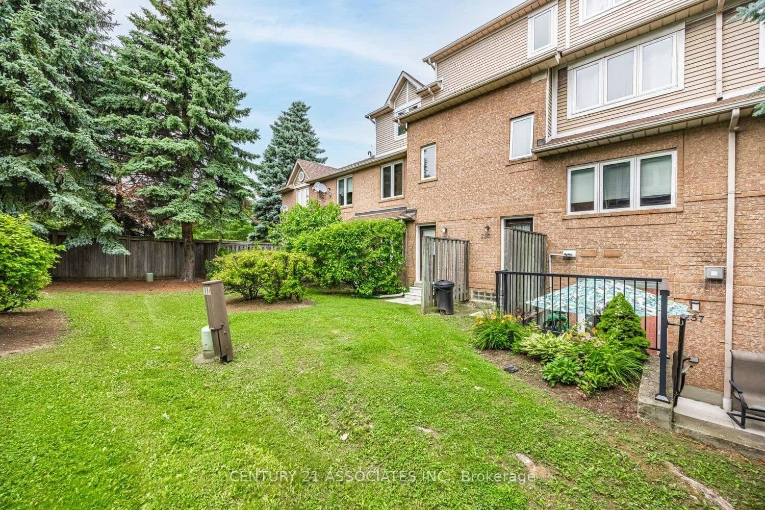 60 Barondale Drive, Unit 256 thumbnail 27