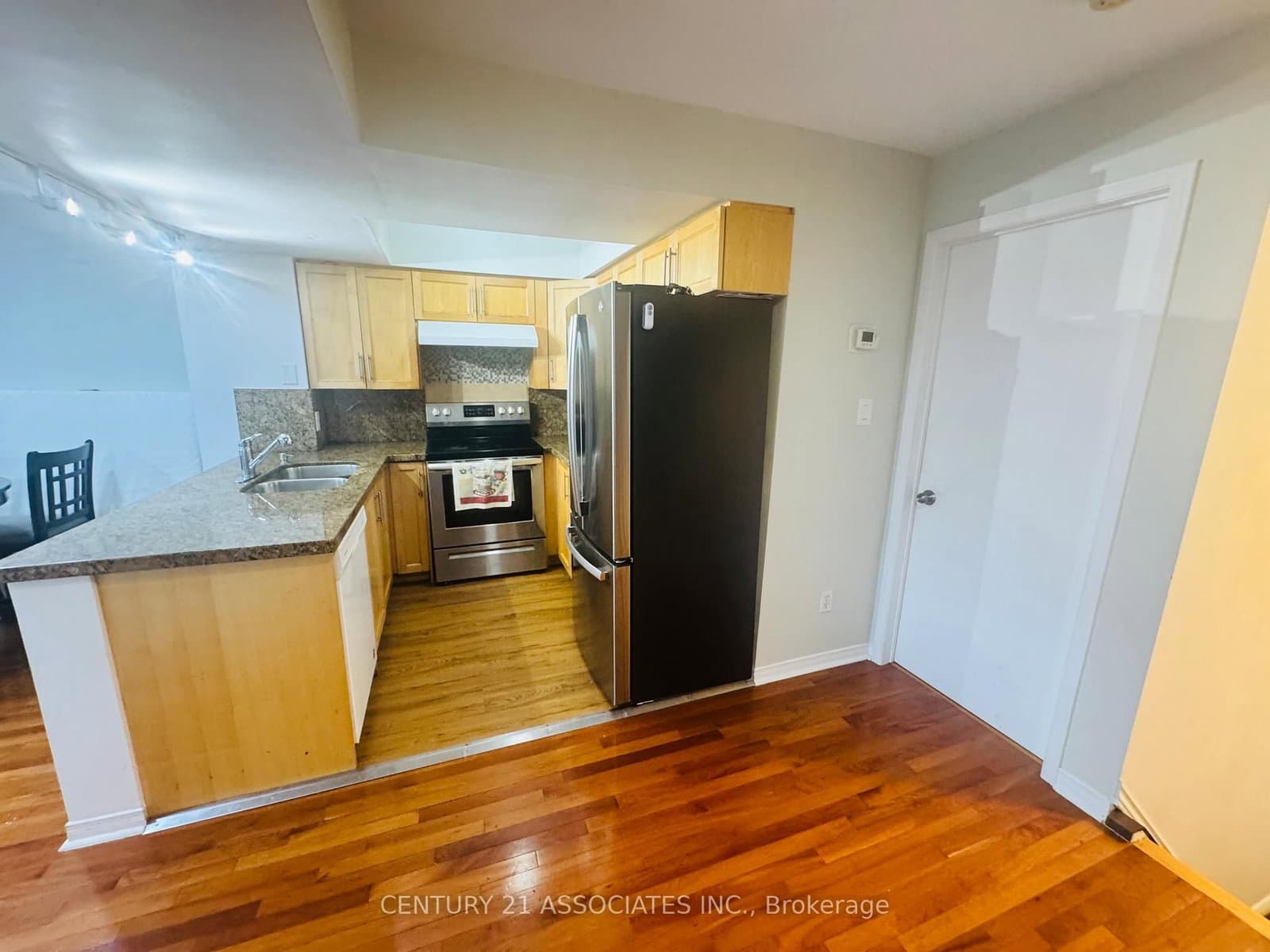 60 Barondale Drive, Unit 256 thumbnail 8