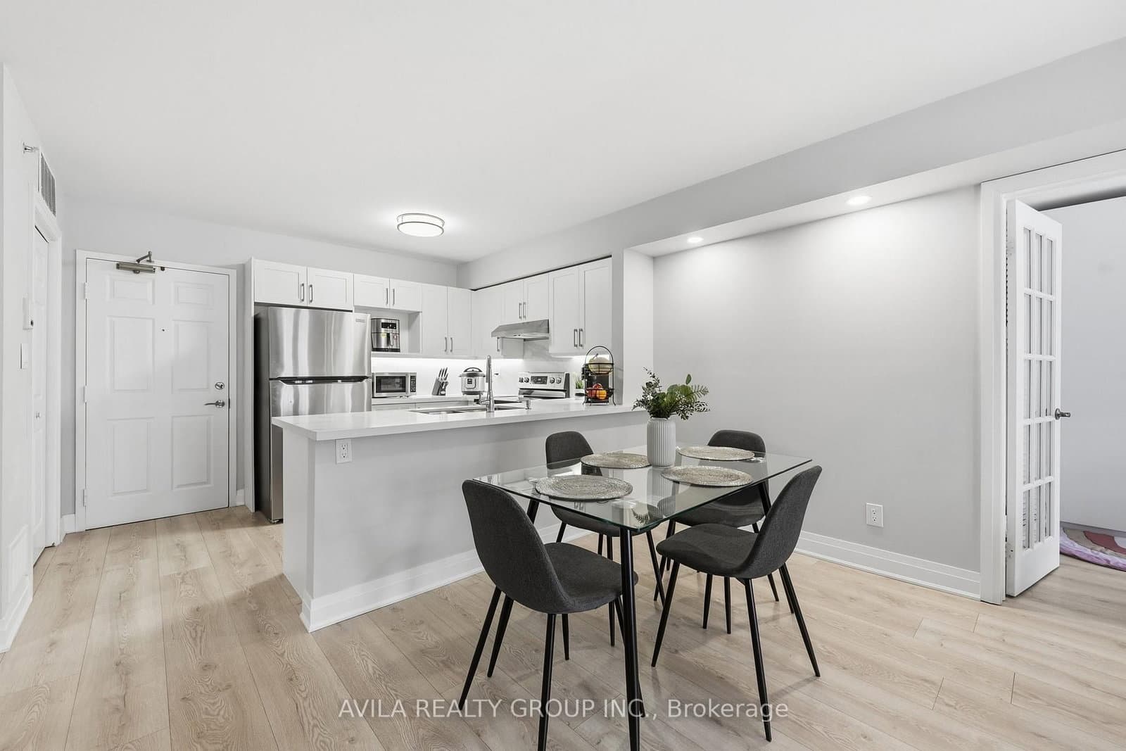 1460 Bishops Gate, Unit 203 thumbnail 11