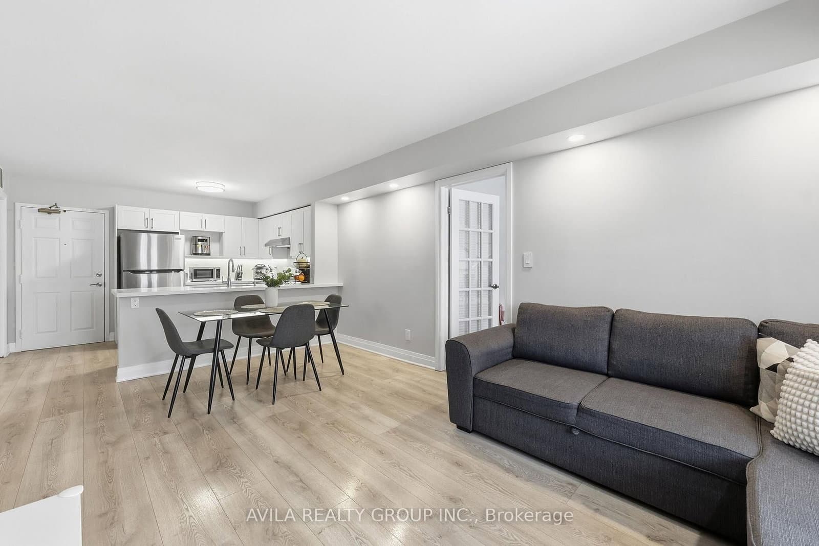 1460 Bishops Gate, Unit 203 thumbnail 13