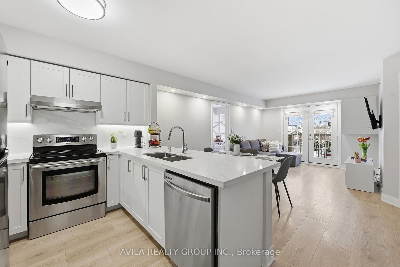1460 Bishops Gate, Unit 203 thumbnail 3