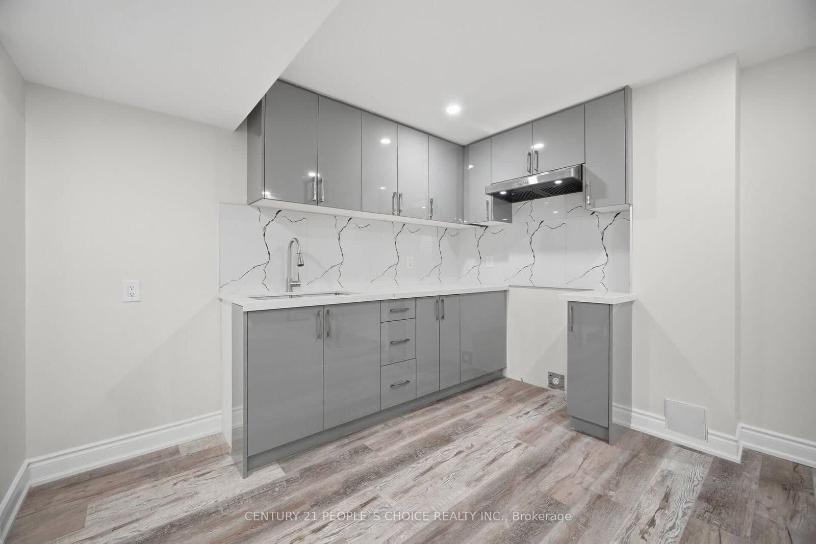 96 Enford Crescent thumbnail 41
