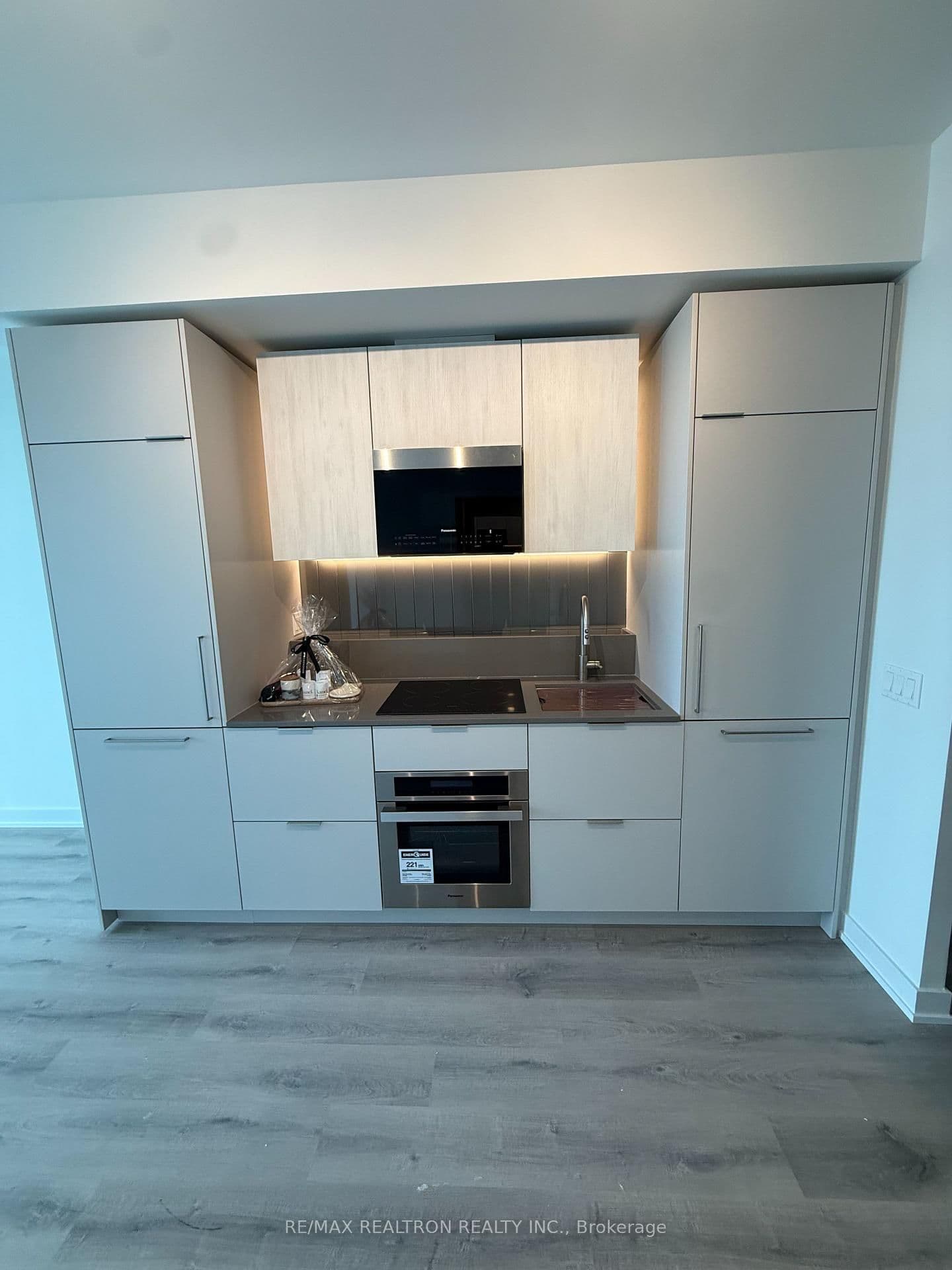 1 Fairview Road, Unit 2912 - Image 1