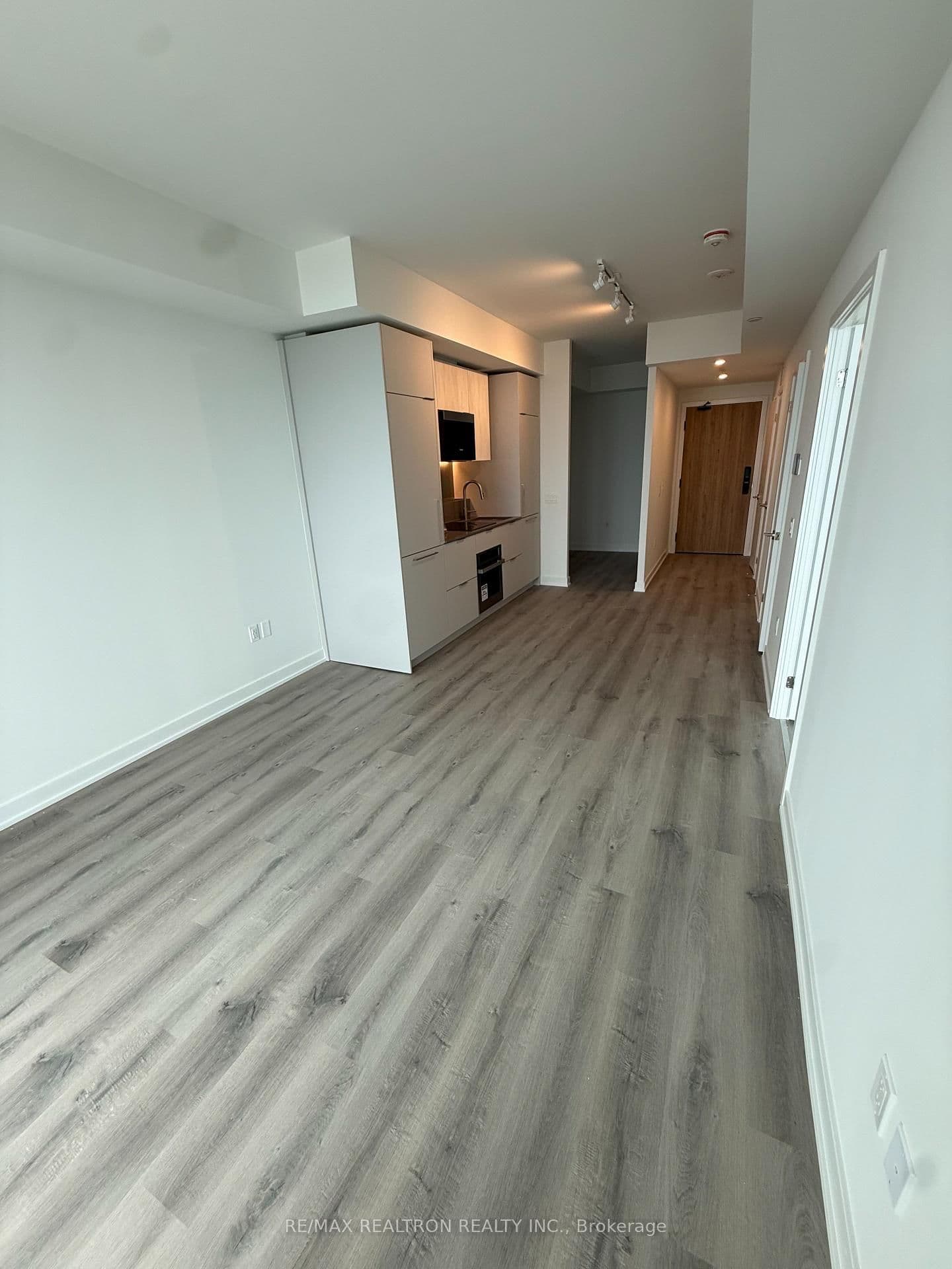 1 Fairview Road, Unit 2912 thumbnail 2