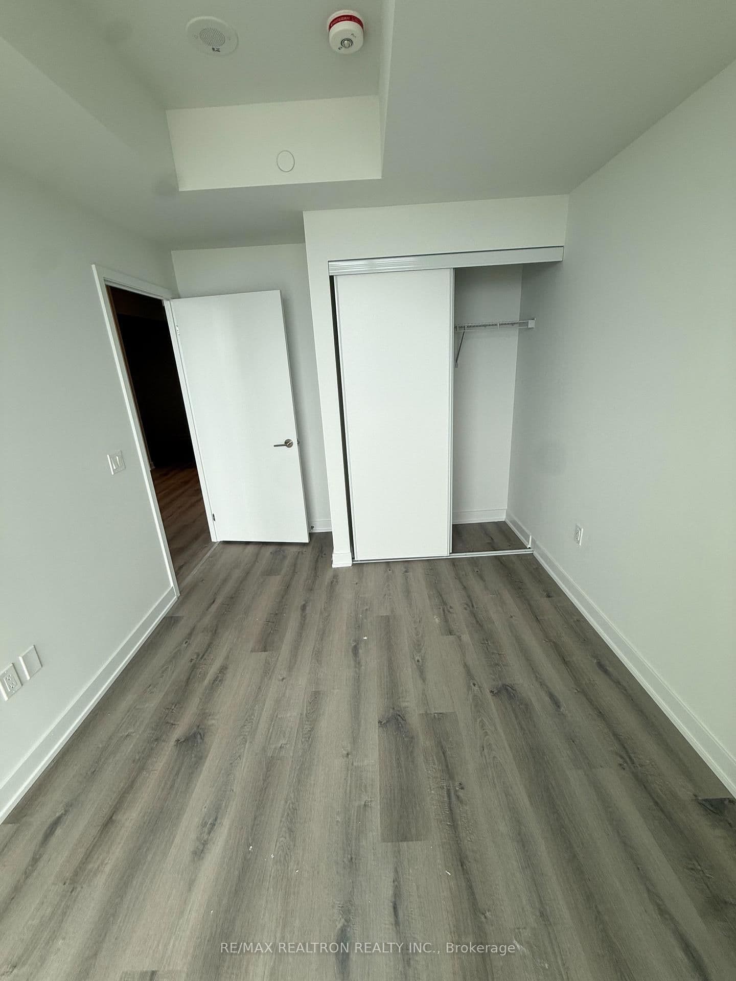 1 Fairview Road, Unit 2912 thumbnail 6
