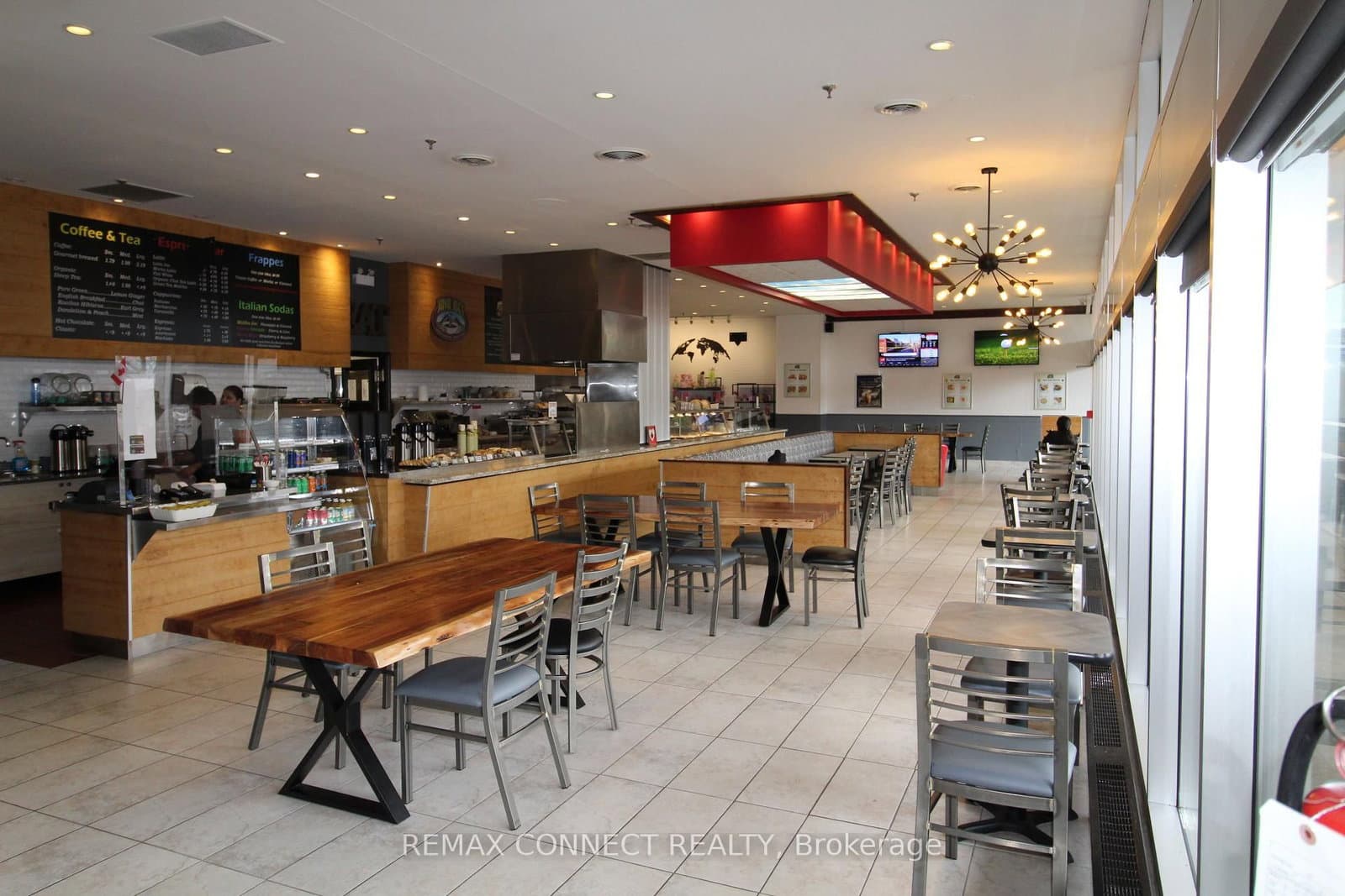 405 The West Mall, Unit Unit101 - Image 1
