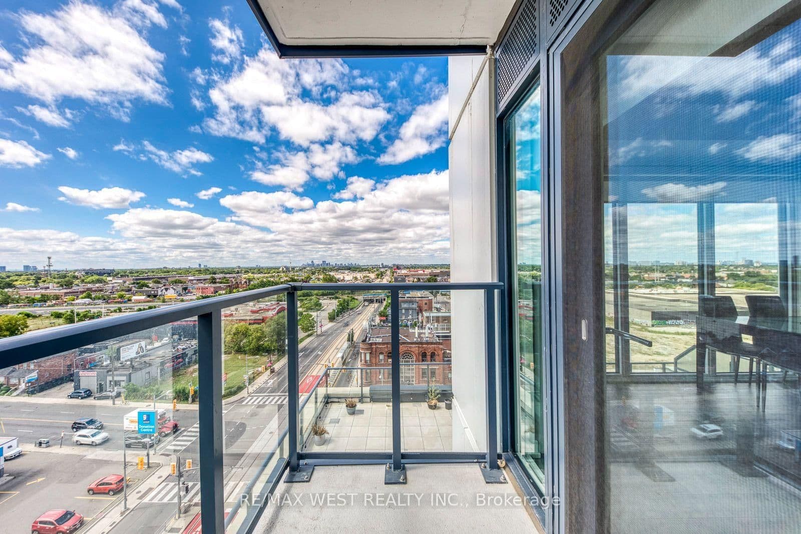1808 St. Clair Avenue W, Unit 910 thumbnail 33