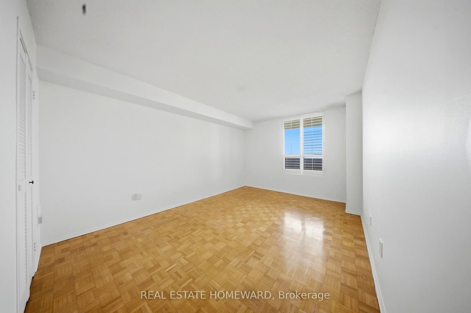 1515 Lakeshore Road E, Unit 1505 thumbnail 17