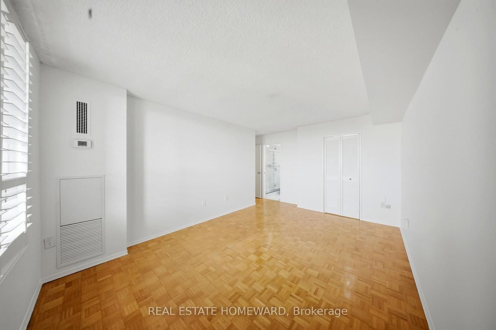 1515 Lakeshore Road E, Unit 1505 thumbnail 18