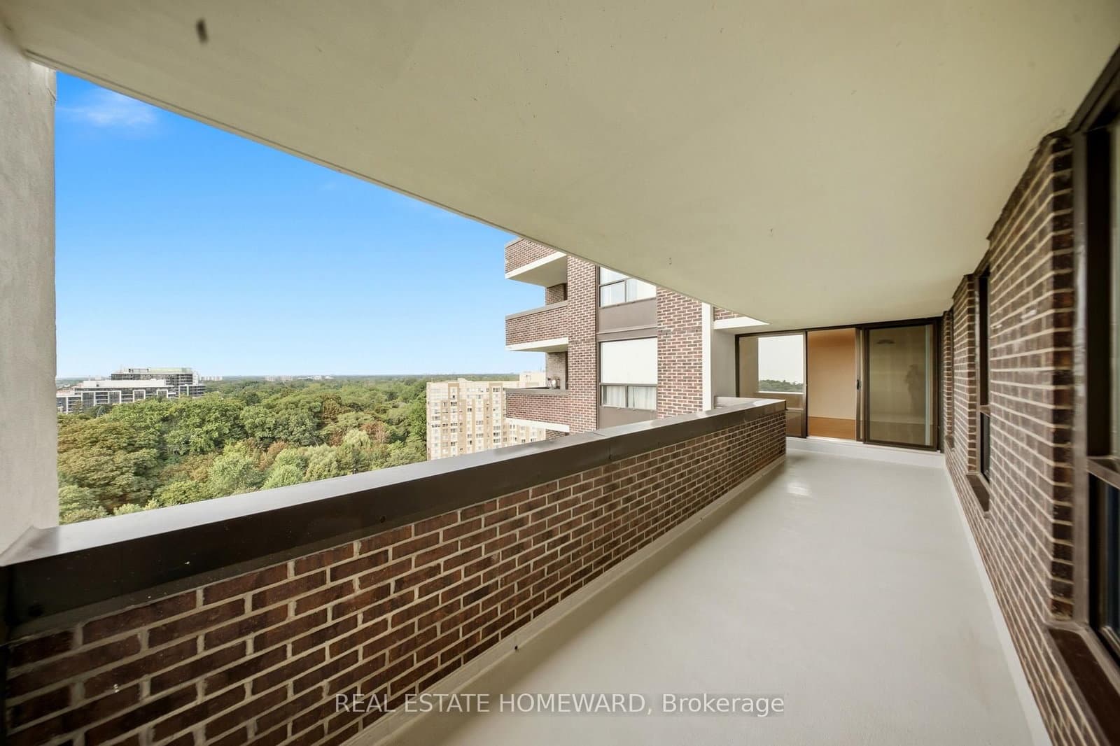 1515 Lakeshore Road E, Unit 1505 thumbnail 22