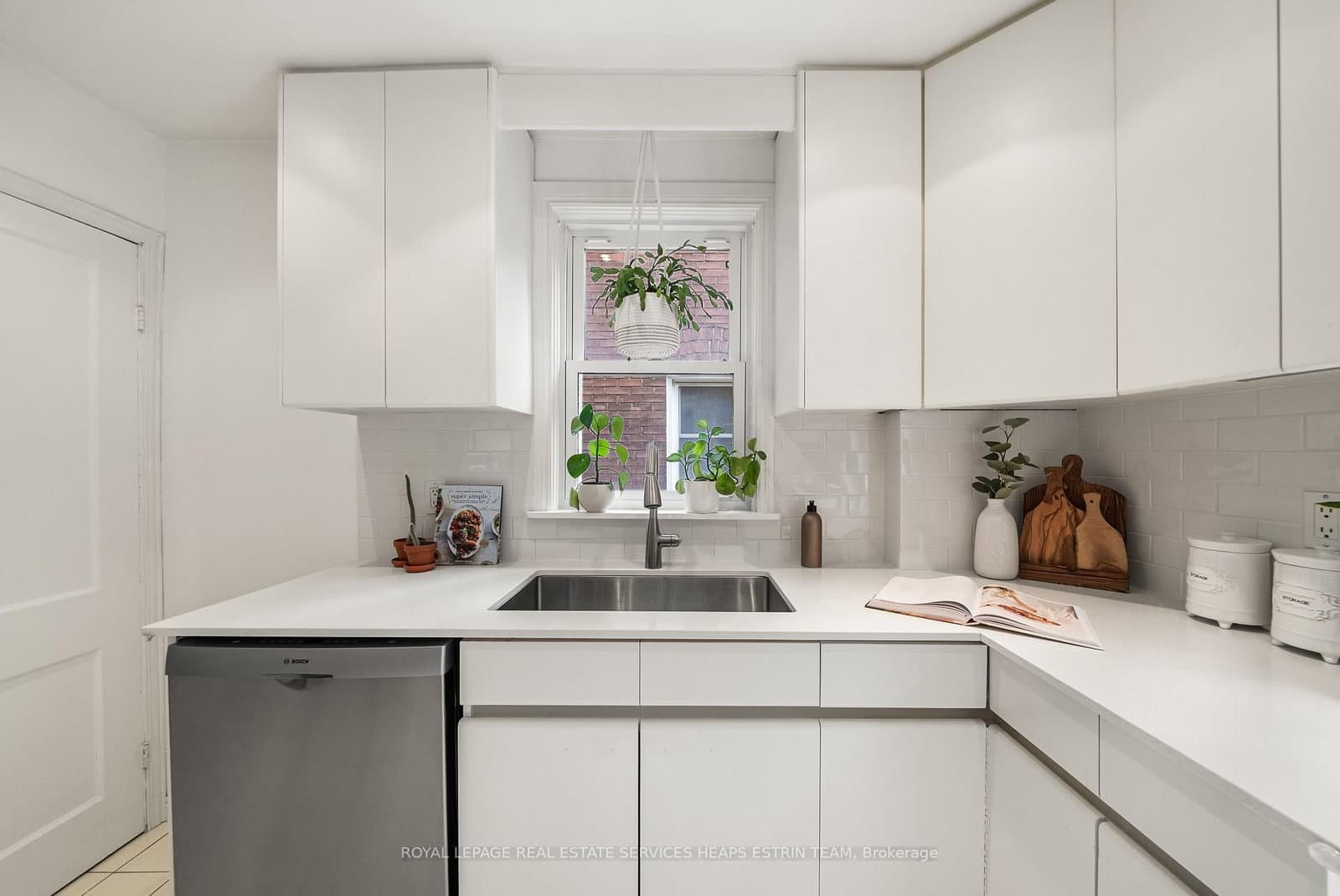 56 Durie Street thumbnail 20