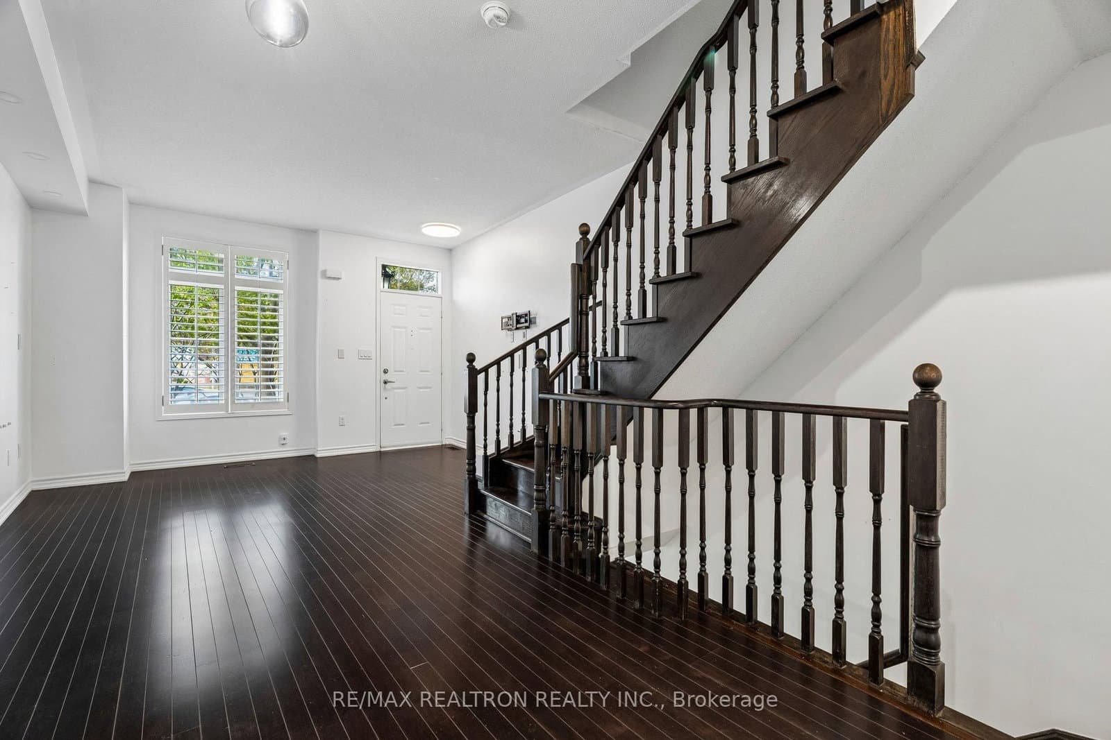 97 The Queensway, Unit 35 thumbnail 10