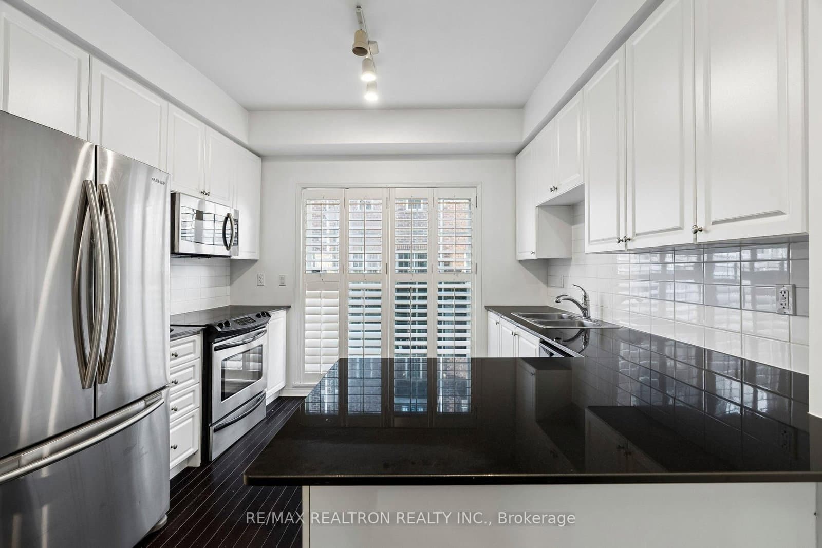 97 The Queensway, Unit 35 thumbnail 11