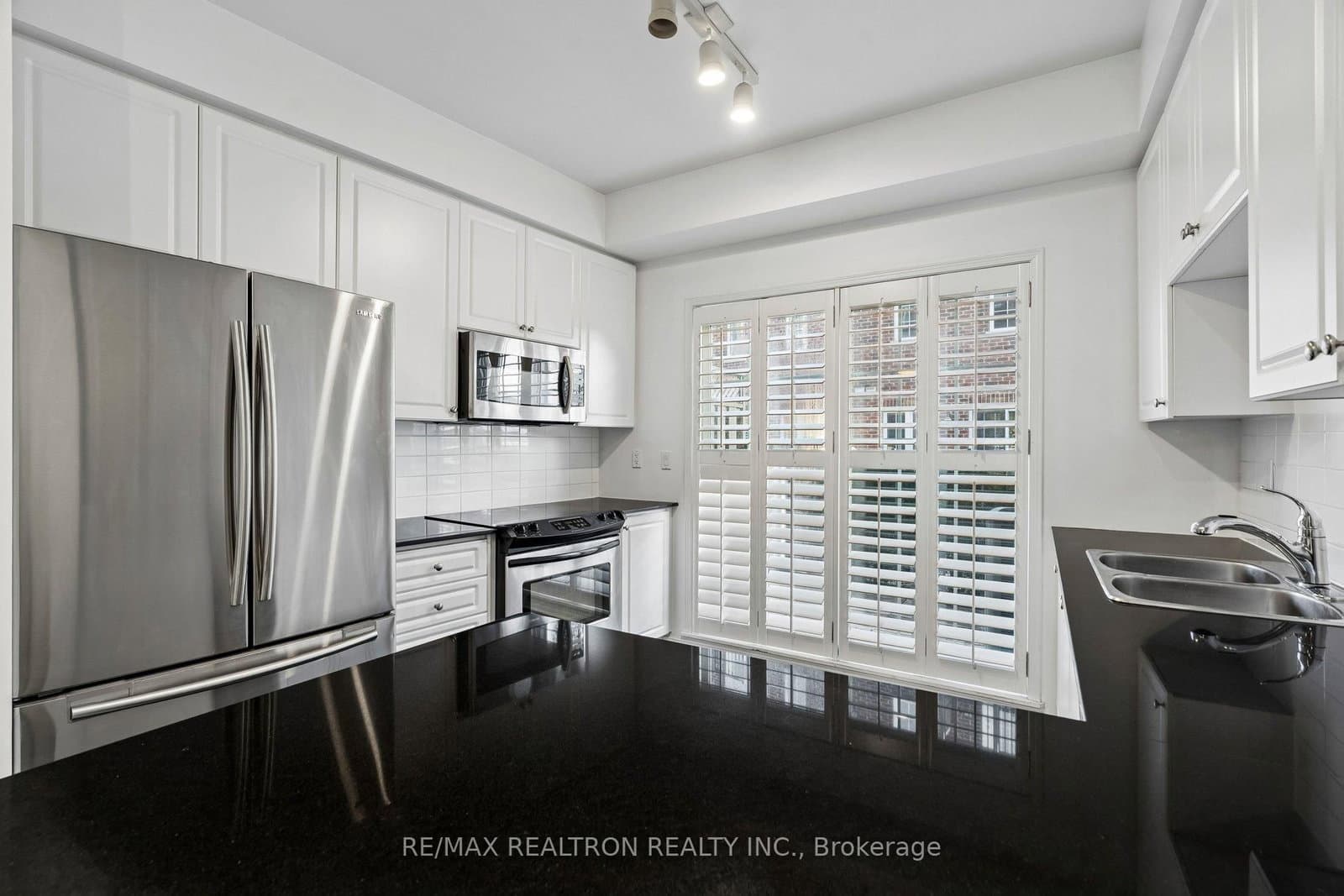 97 The Queensway, Unit 35 thumbnail 13