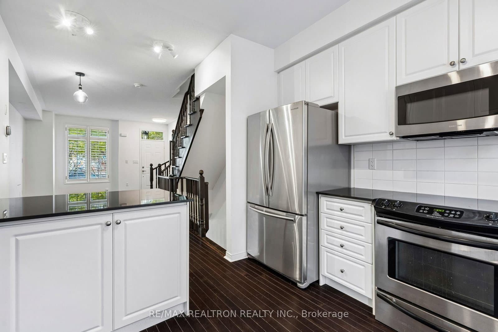 97 The Queensway, Unit 35 thumbnail 17
