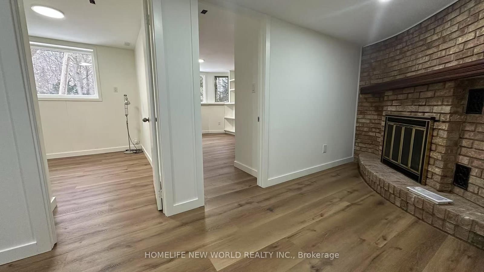 929 Clarkson Road S, Unit Basment thumbnail 7