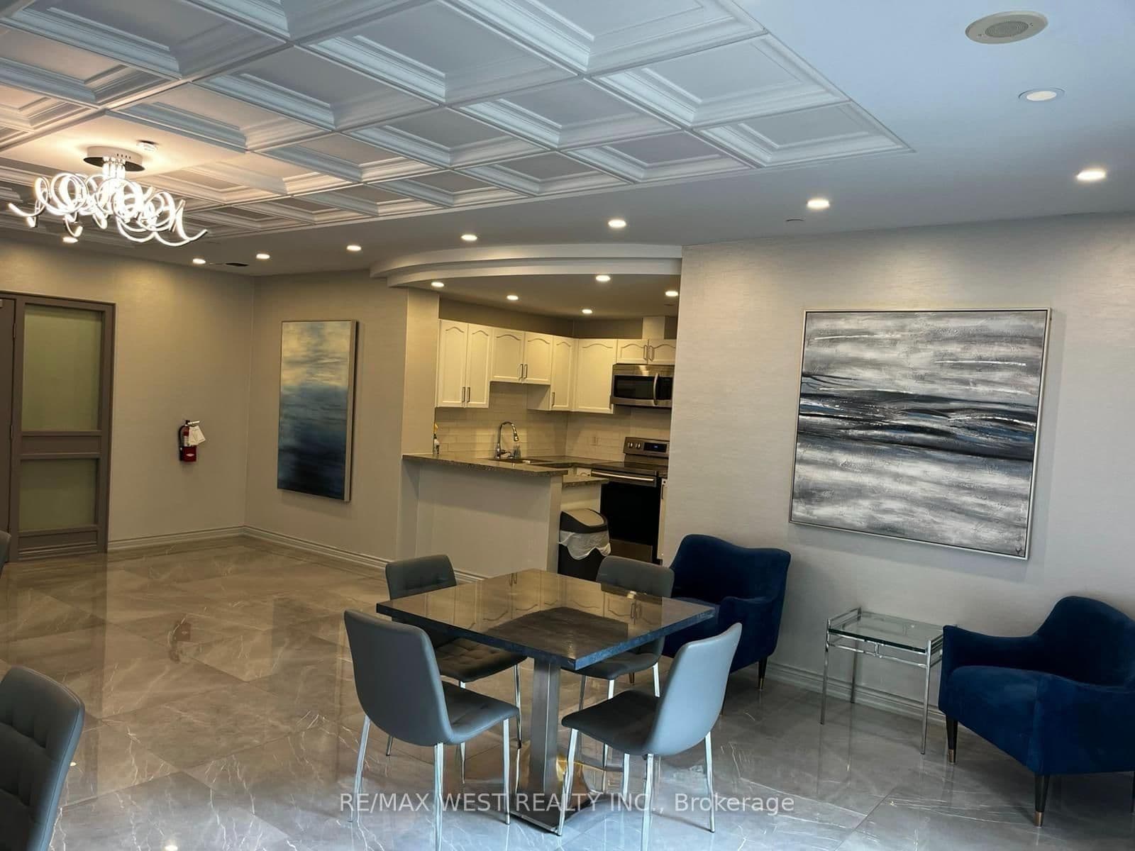 200 Burnhamthorpe Road E, Unit 1606 thumbnail 15