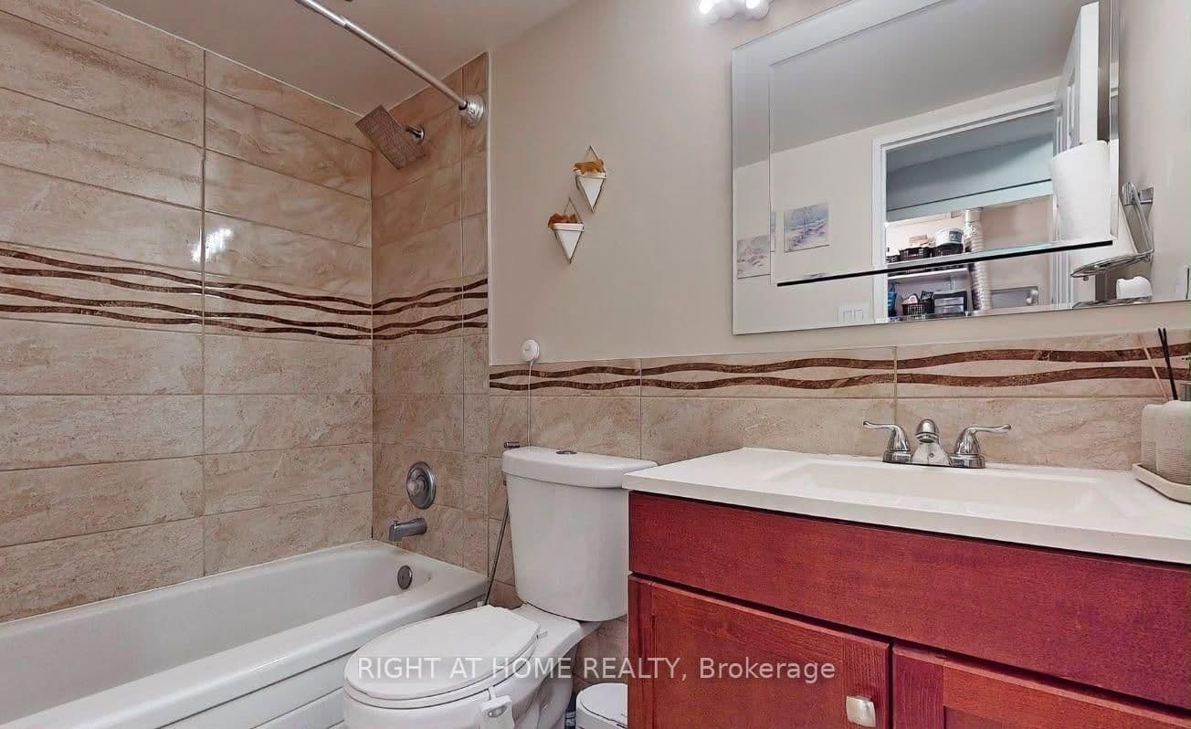 820 Burnhamthorpe Road, Unit 1102 thumbnail 15
