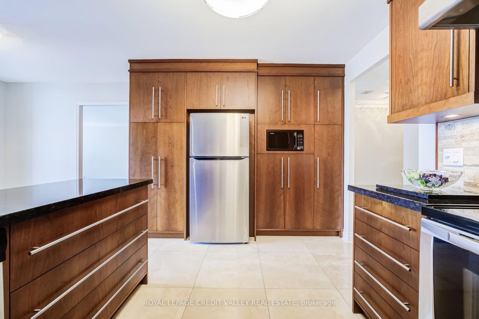 2287 Lake Shore Boulevard W, Unit 501 thumbnail 12