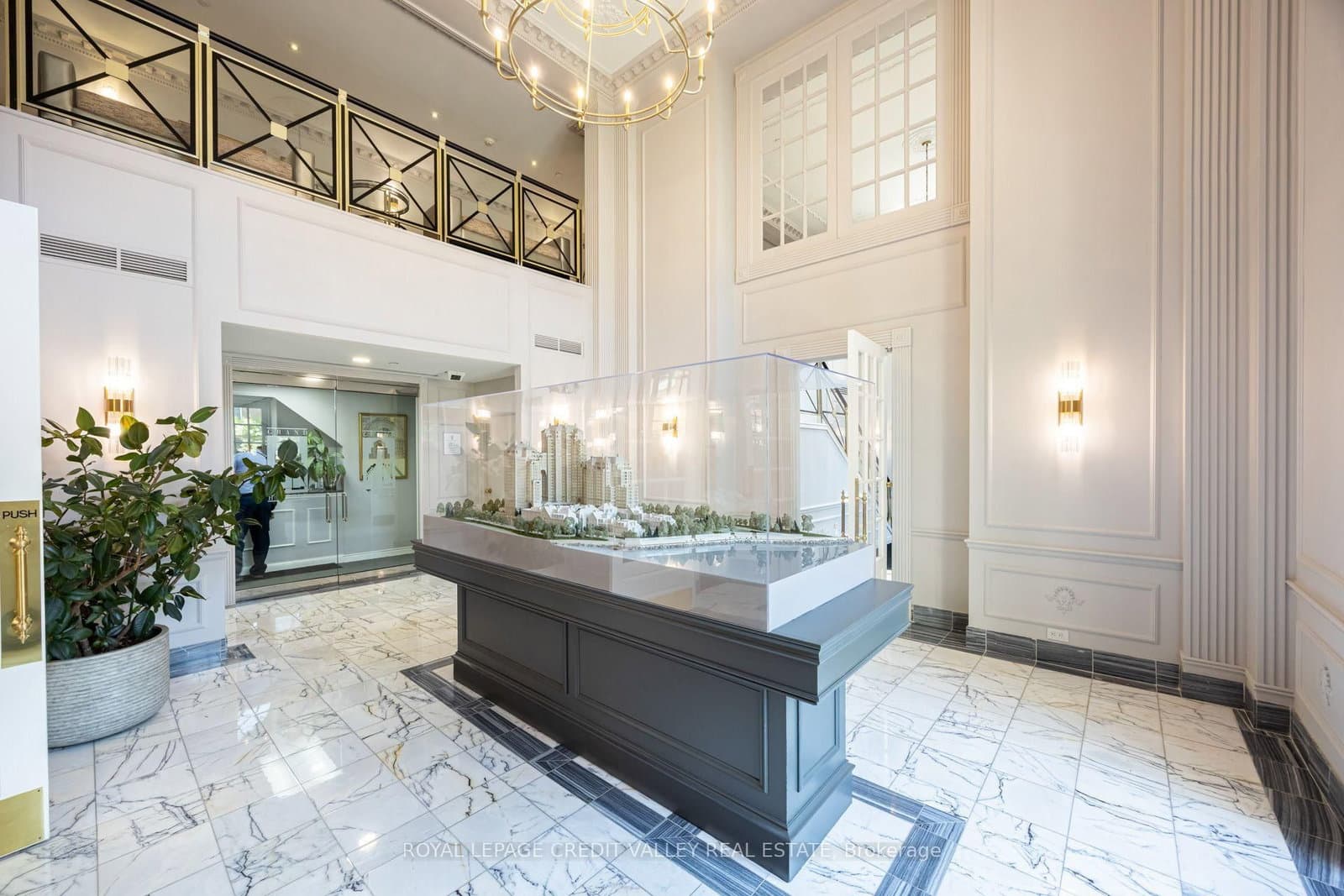 2287 Lake Shore Boulevard W, Unit 501 thumbnail 26