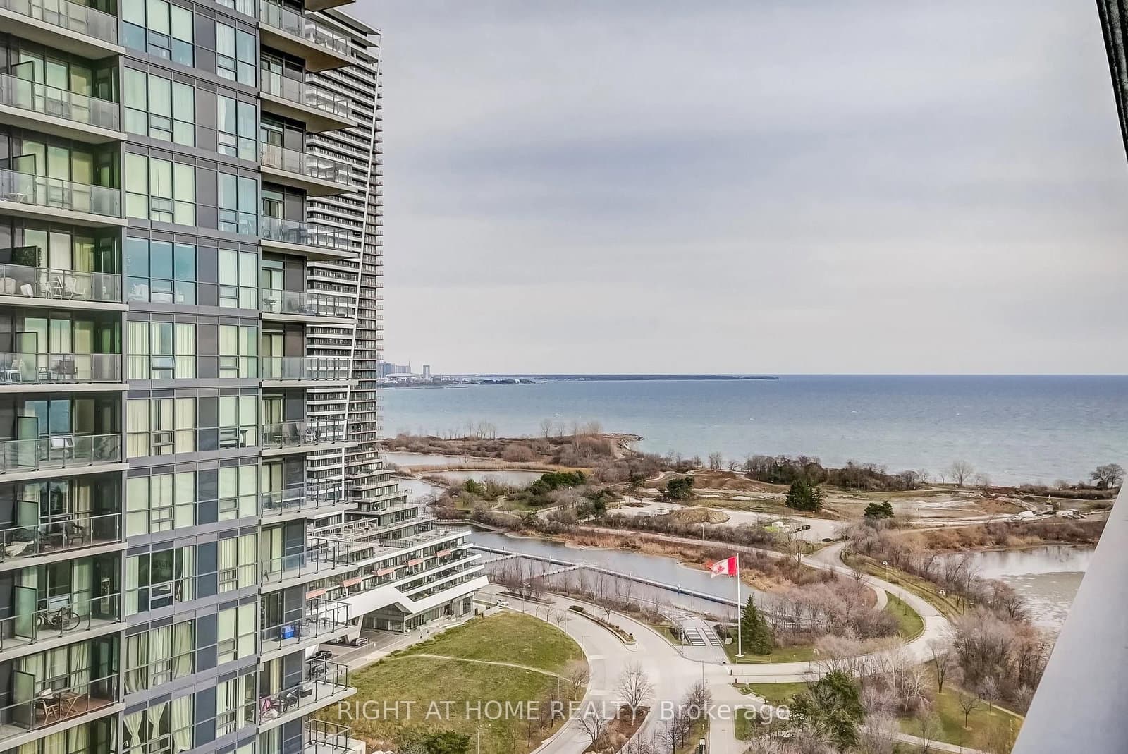2212 Lake Shore Boulevard W, Unit 2710 thumbnail 17