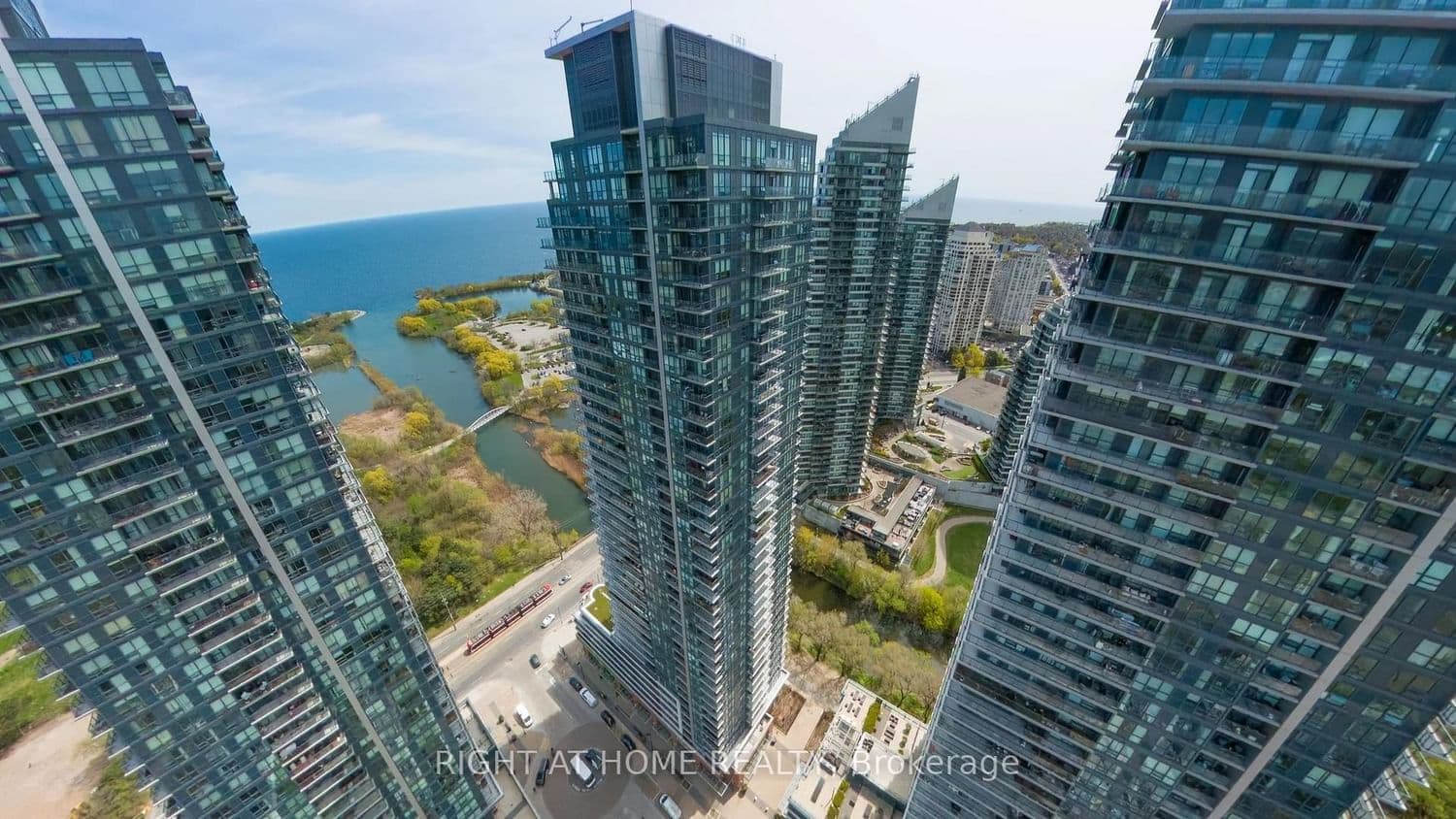 2212 Lake Shore Boulevard W, Unit 2710 thumbnail 21
