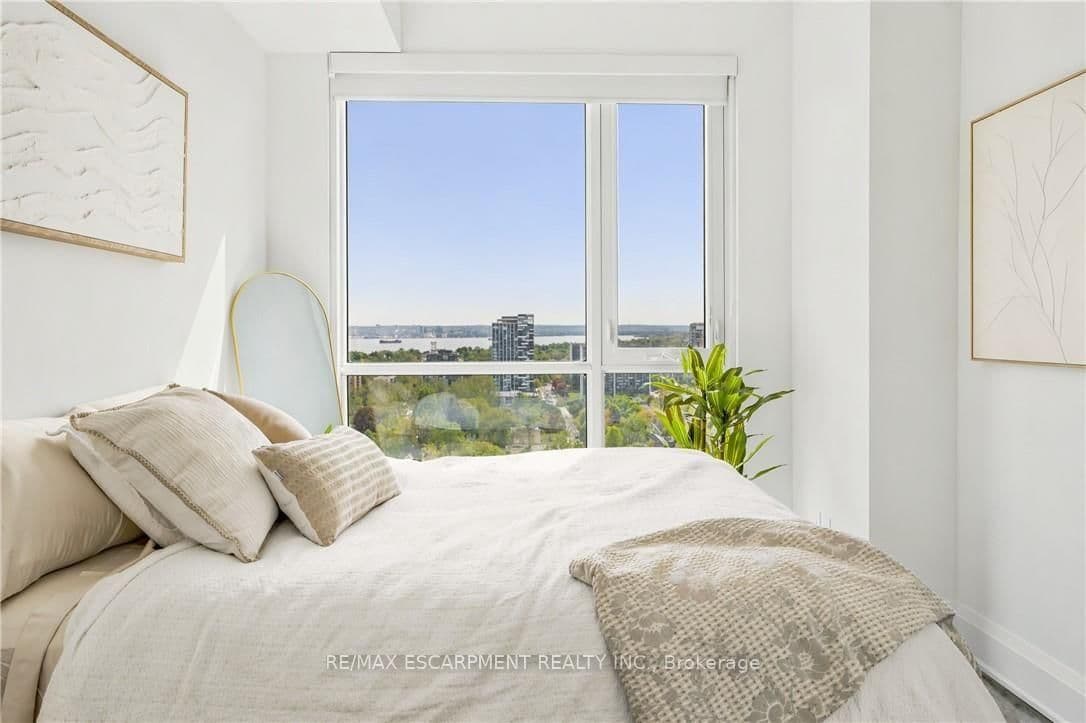 2007 JAMES Street, Unit 2004 thumbnail 18