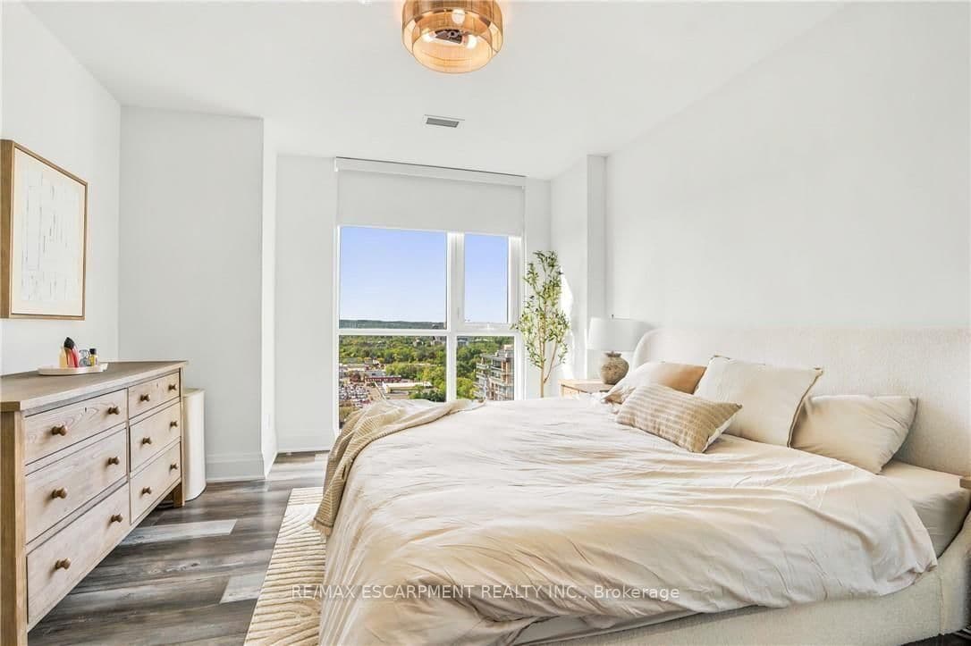 2007 JAMES Street, Unit 2004 thumbnail 22