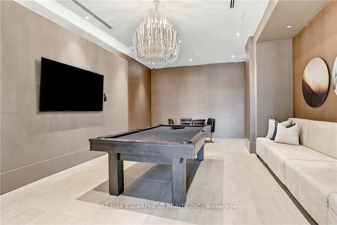 2007 JAMES Street, Unit 2004 thumbnail 33