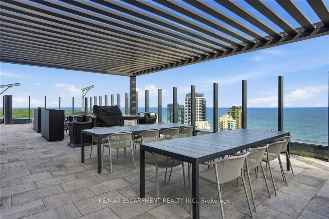 2007 JAMES Street, Unit 2004 thumbnail 39