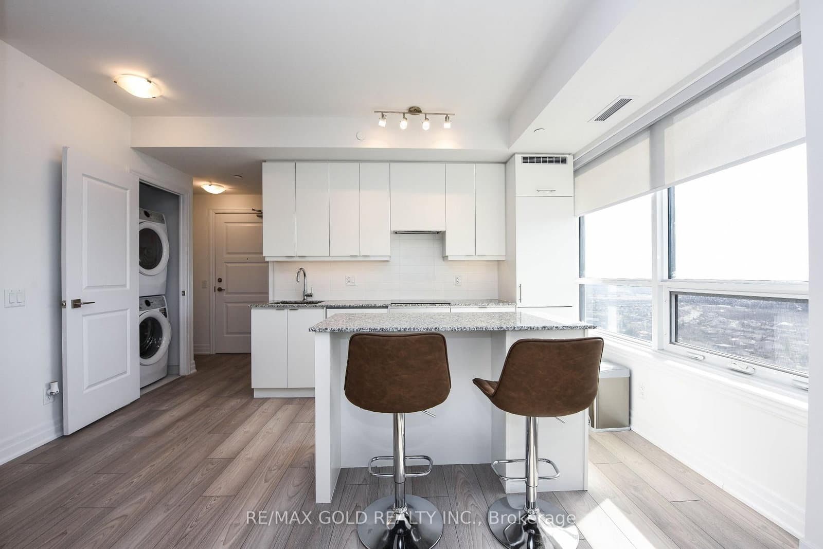 36 Elm Drive, Unit 3209 thumbnail 12