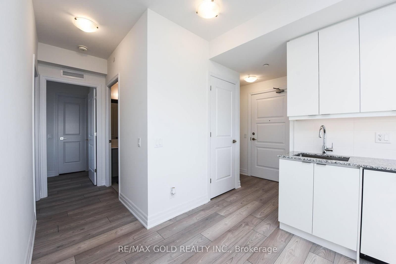 36 Elm Drive, Unit 3209 thumbnail 20