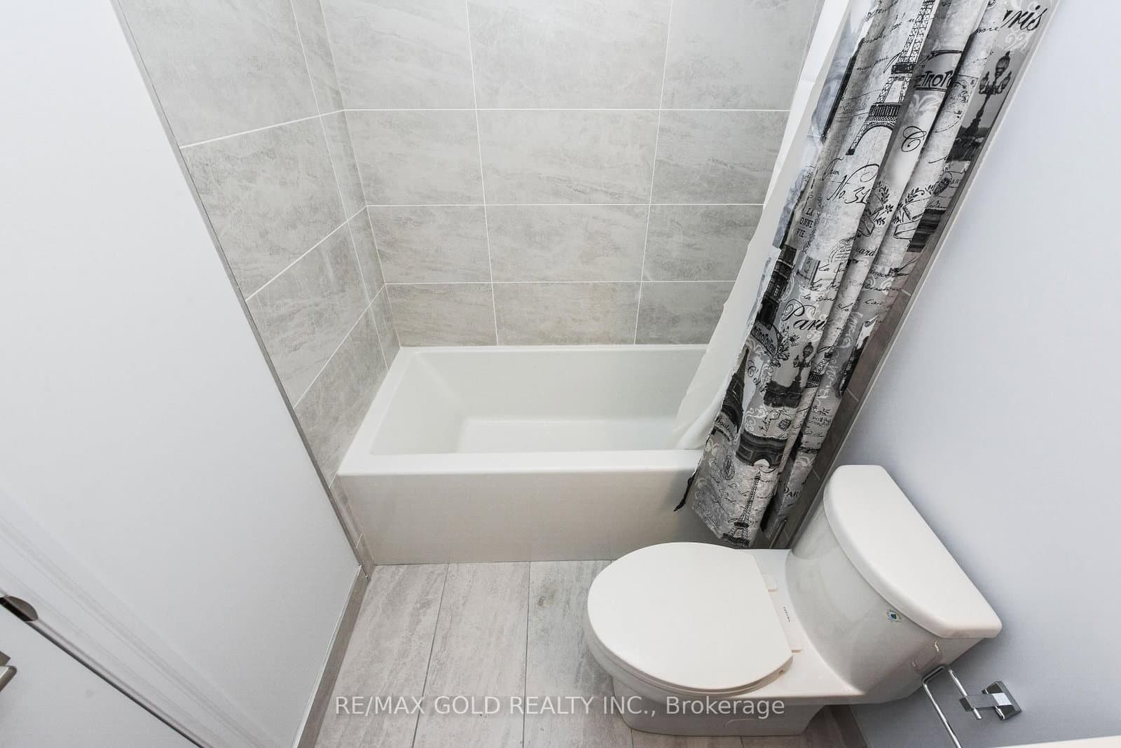 36 Elm Drive, Unit 3209 thumbnail 26