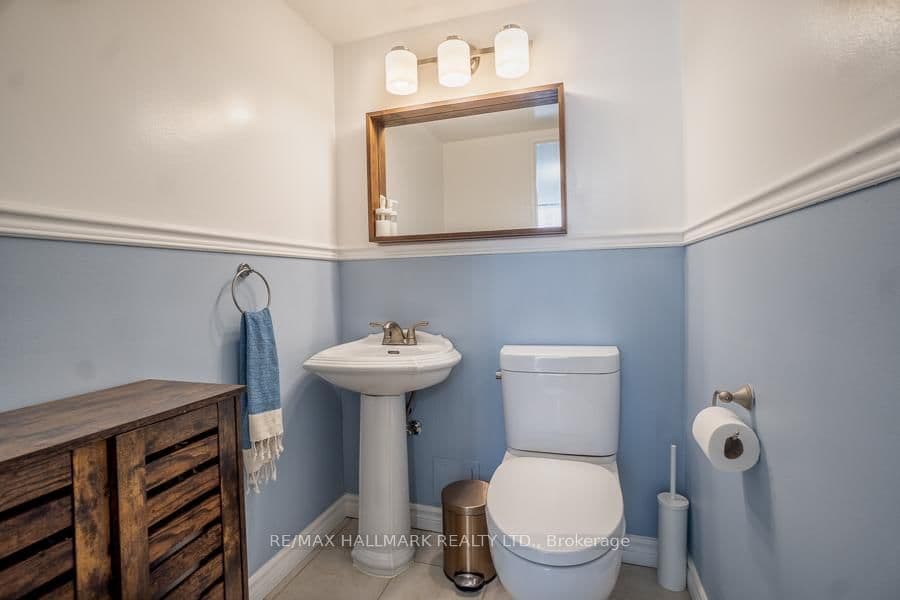 135 Marlee Avenue, Unit 1103 thumbnail 13