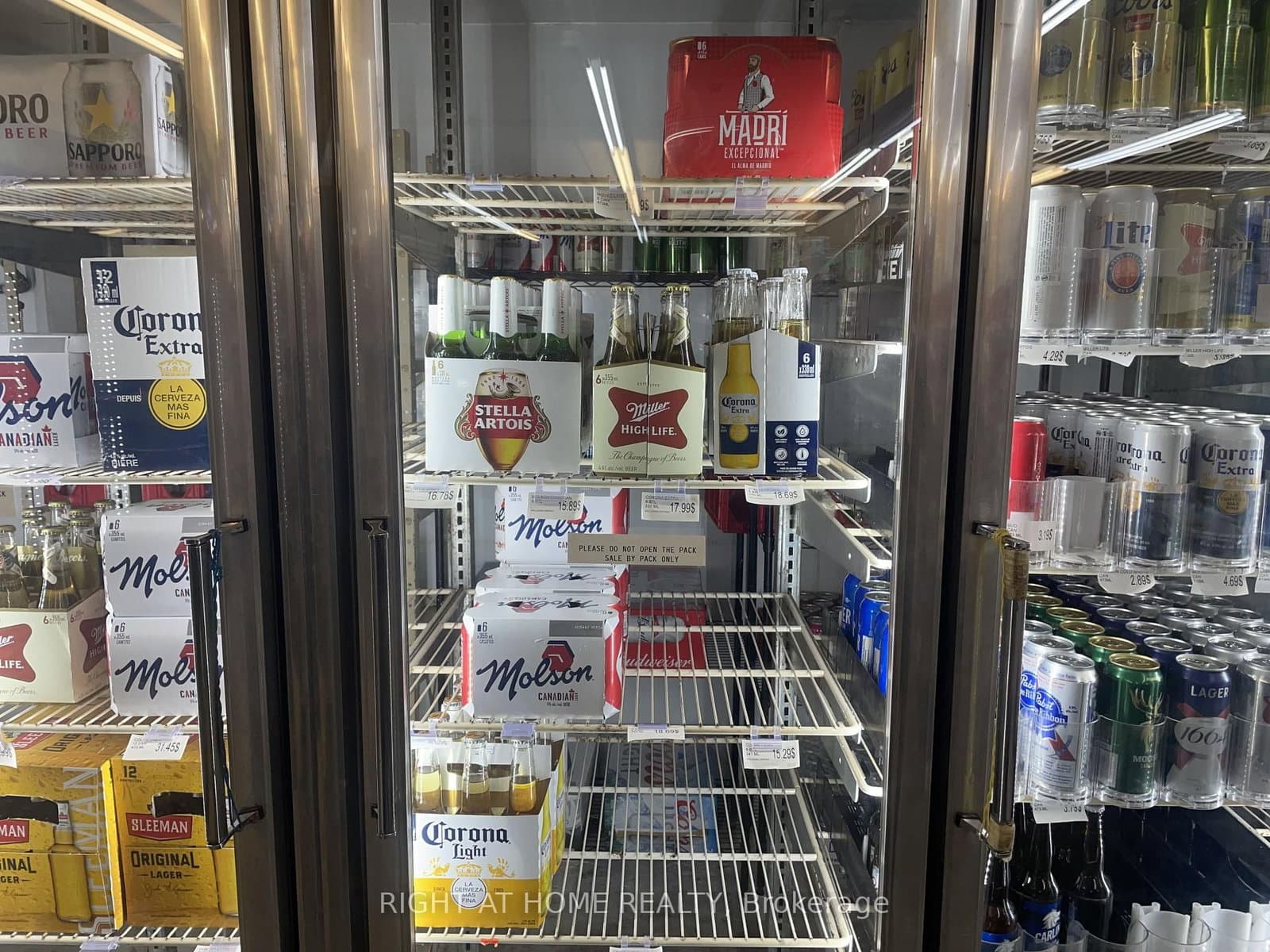 838 Roselawn Avenue, Unit Main thumbnail 2