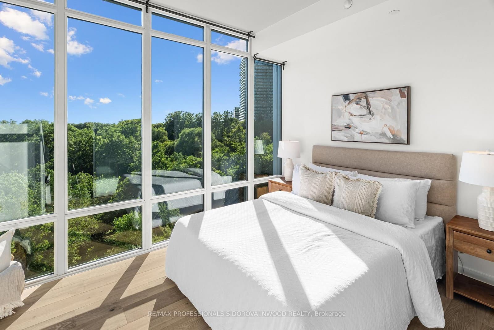 88 Park Lawn Road, Unit 305 thumbnail 11