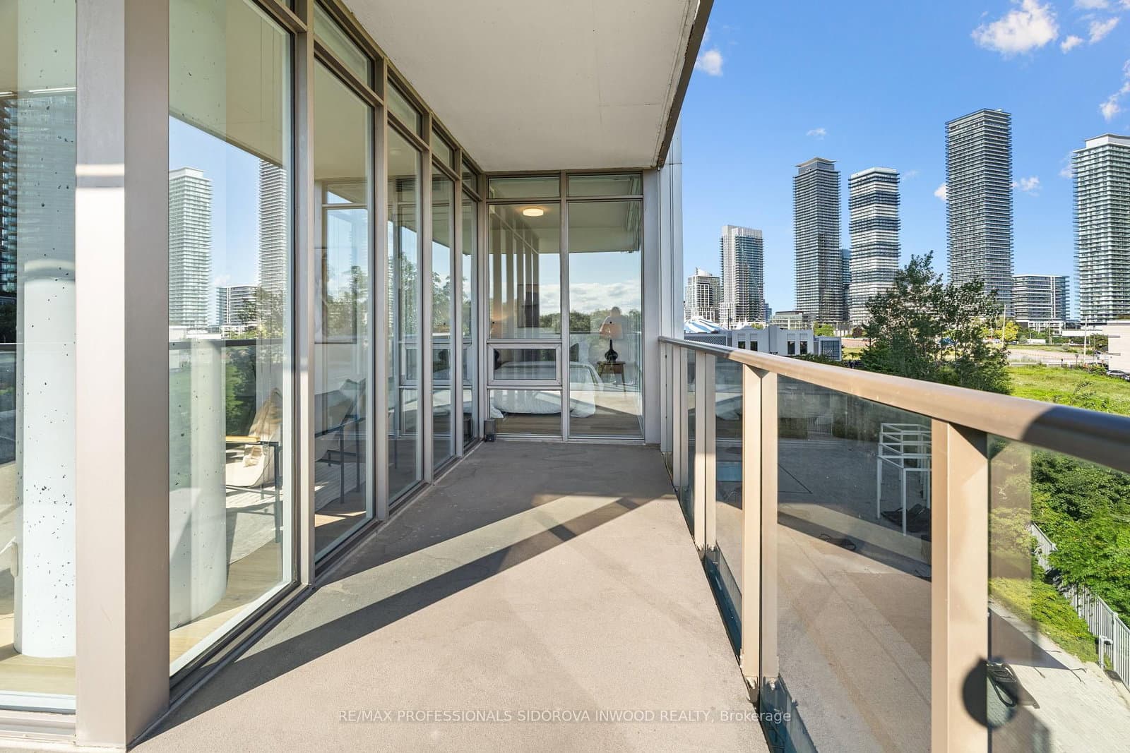 88 Park Lawn Road, Unit 305 thumbnail 26