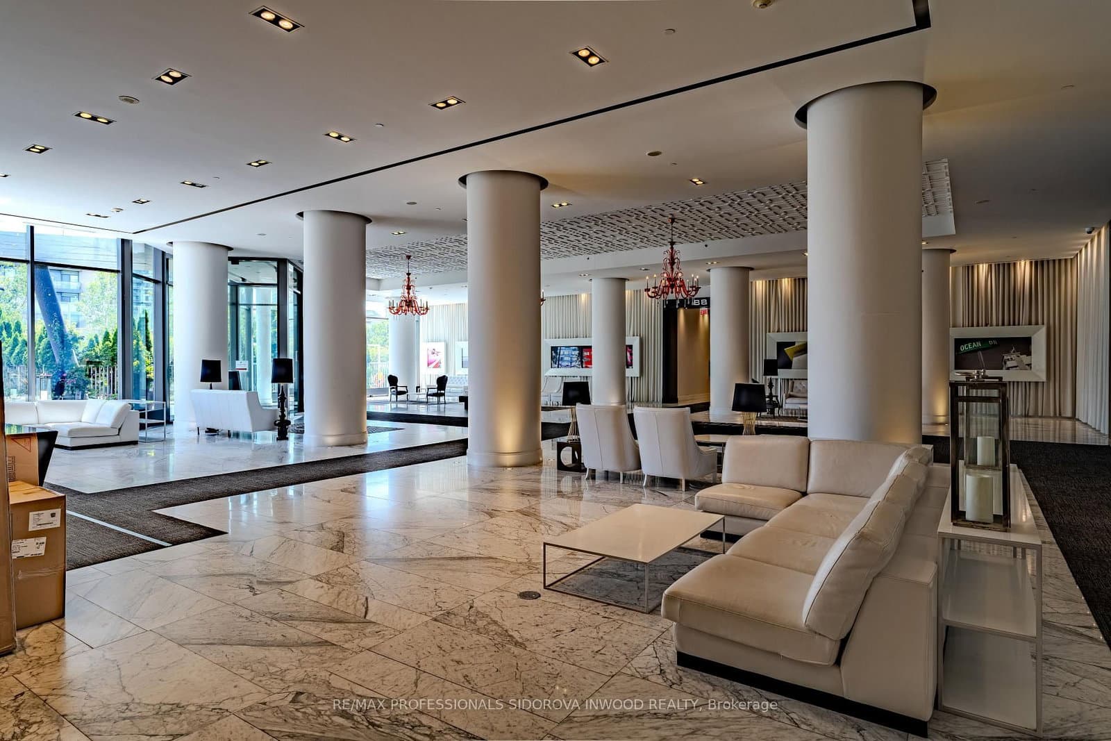 88 Park Lawn Road, Unit 305 thumbnail 28