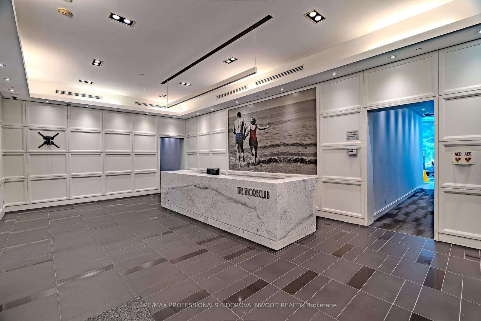 88 Park Lawn Road, Unit 305 thumbnail 29
