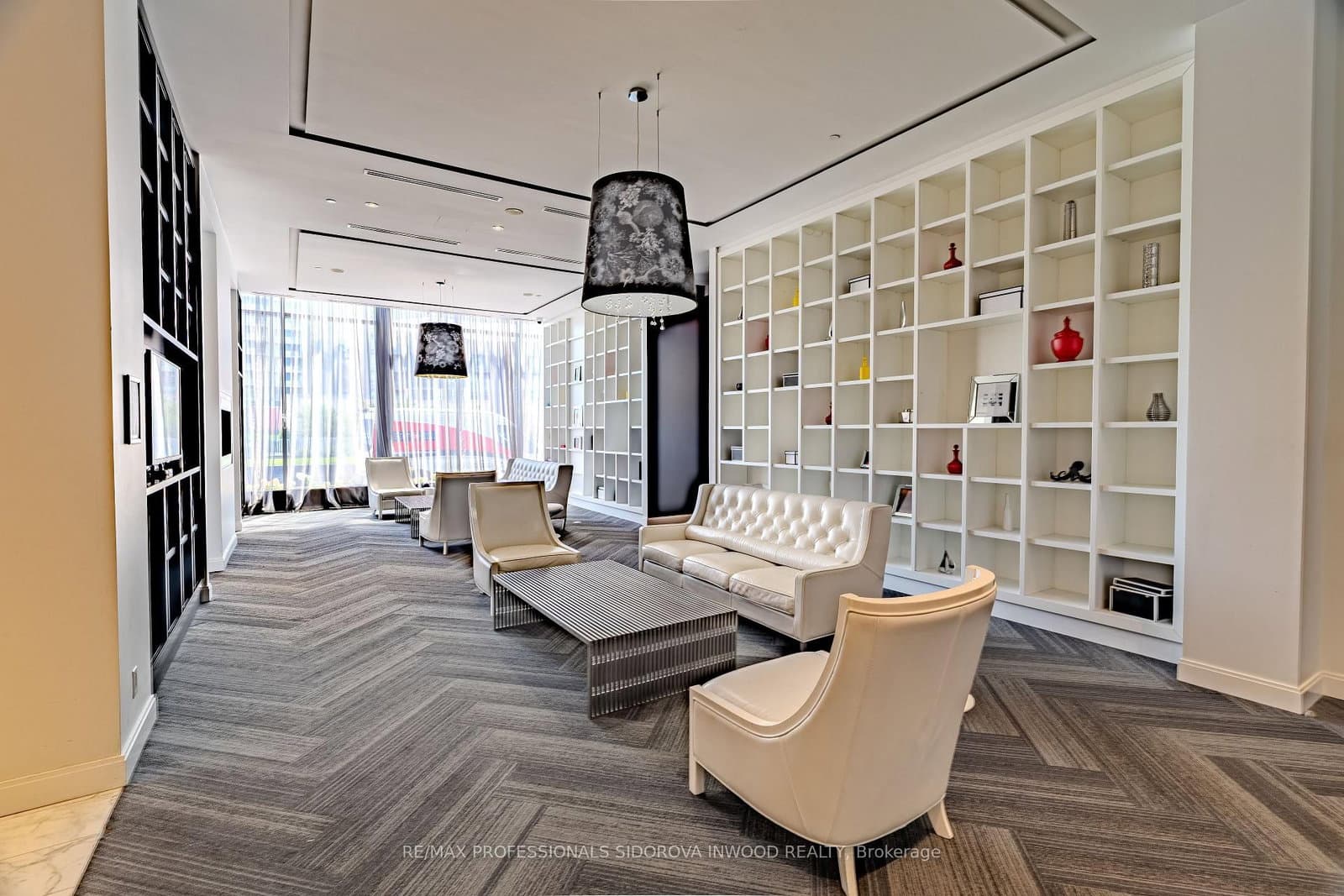 88 Park Lawn Road, Unit 305 thumbnail 30