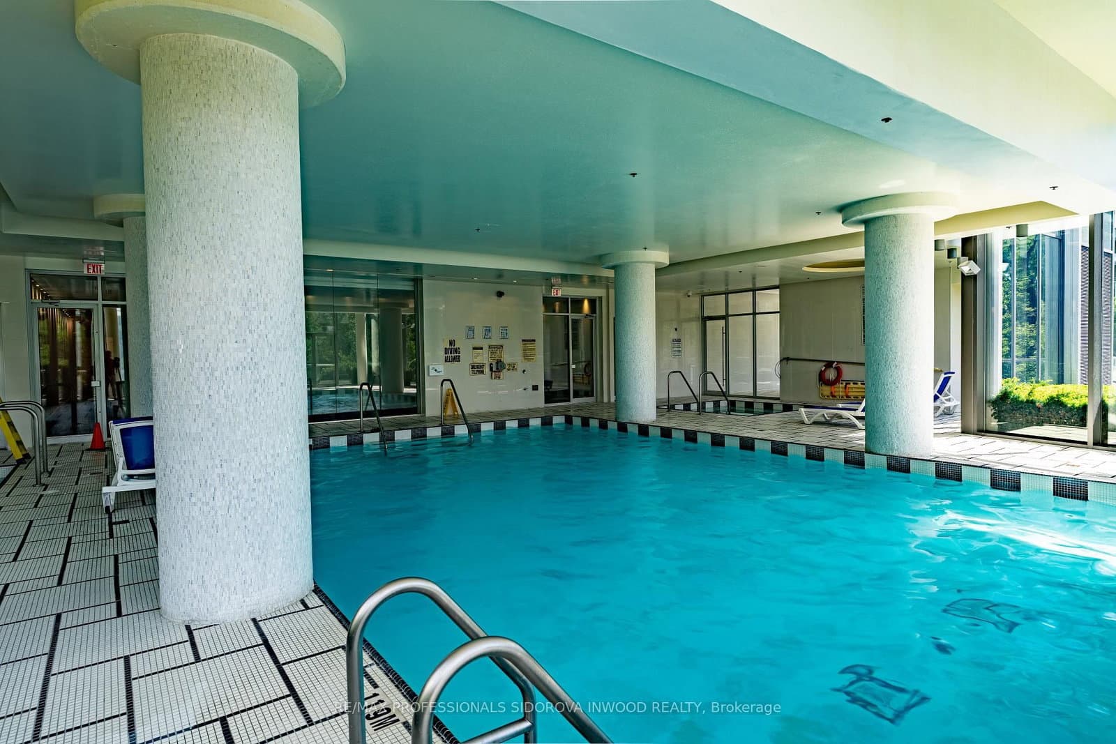 88 Park Lawn Road, Unit 305 thumbnail 32