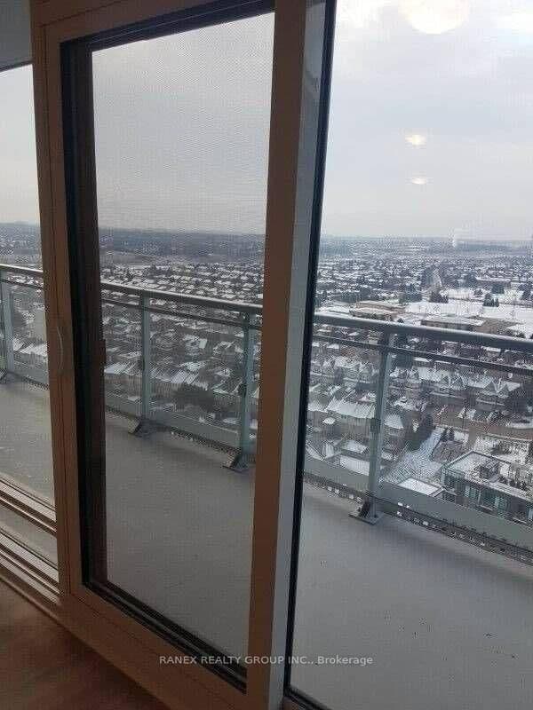 2520 Eglinton Avenue W, Unit 1818 thumbnail 6