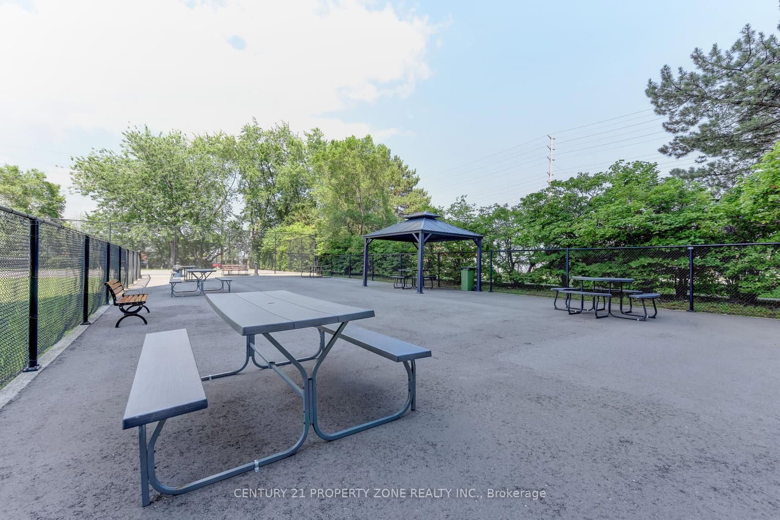 3025 Queen Frederica Drive E, Unit 907 thumbnail 33
