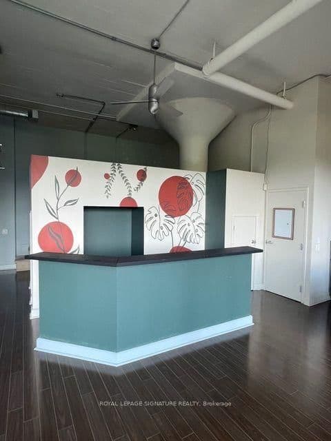 1001 Roselawn Avenue, Unit 201 thumbnail 6