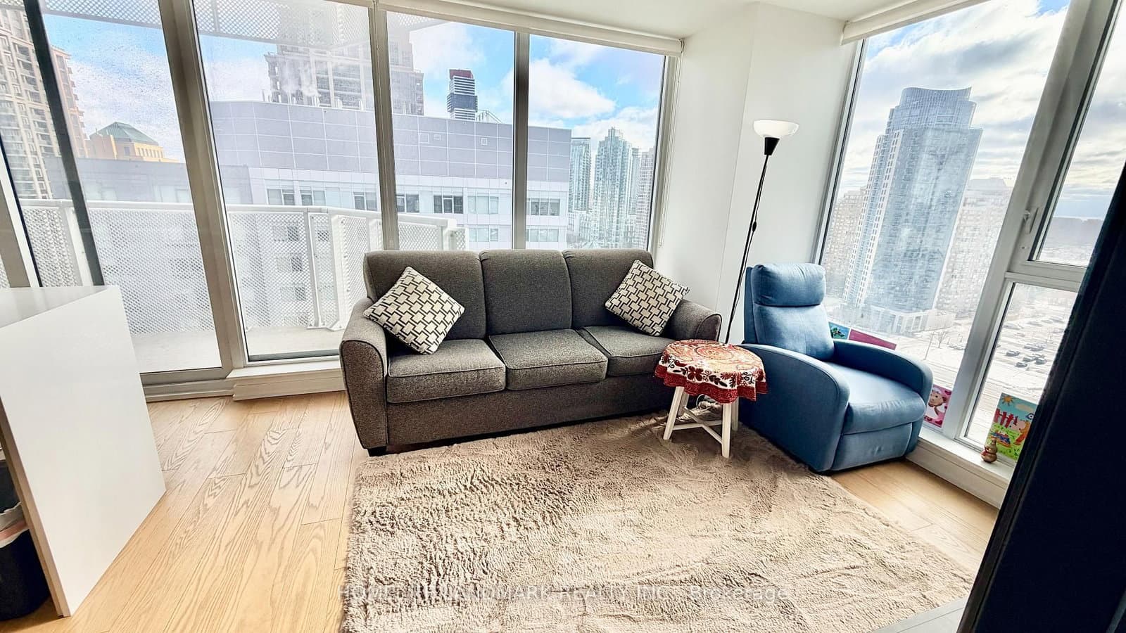 4065 Confederation Parkway, Unit 1808 thumbnail 8