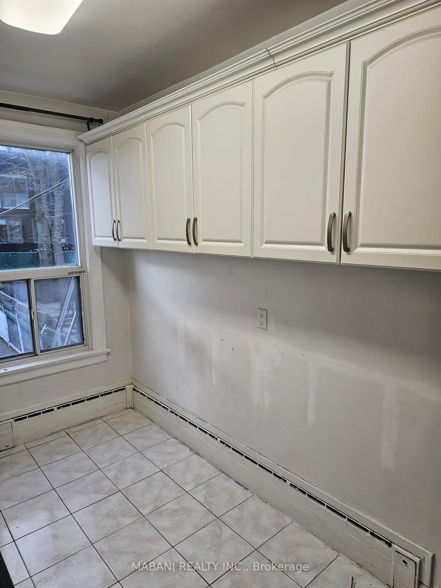 414 Roncesvalles Avenue thumbnail 15