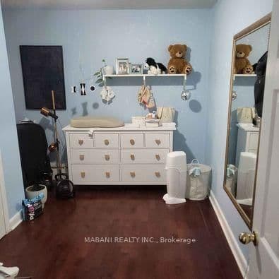 414 Roncesvalles Avenue thumbnail 18