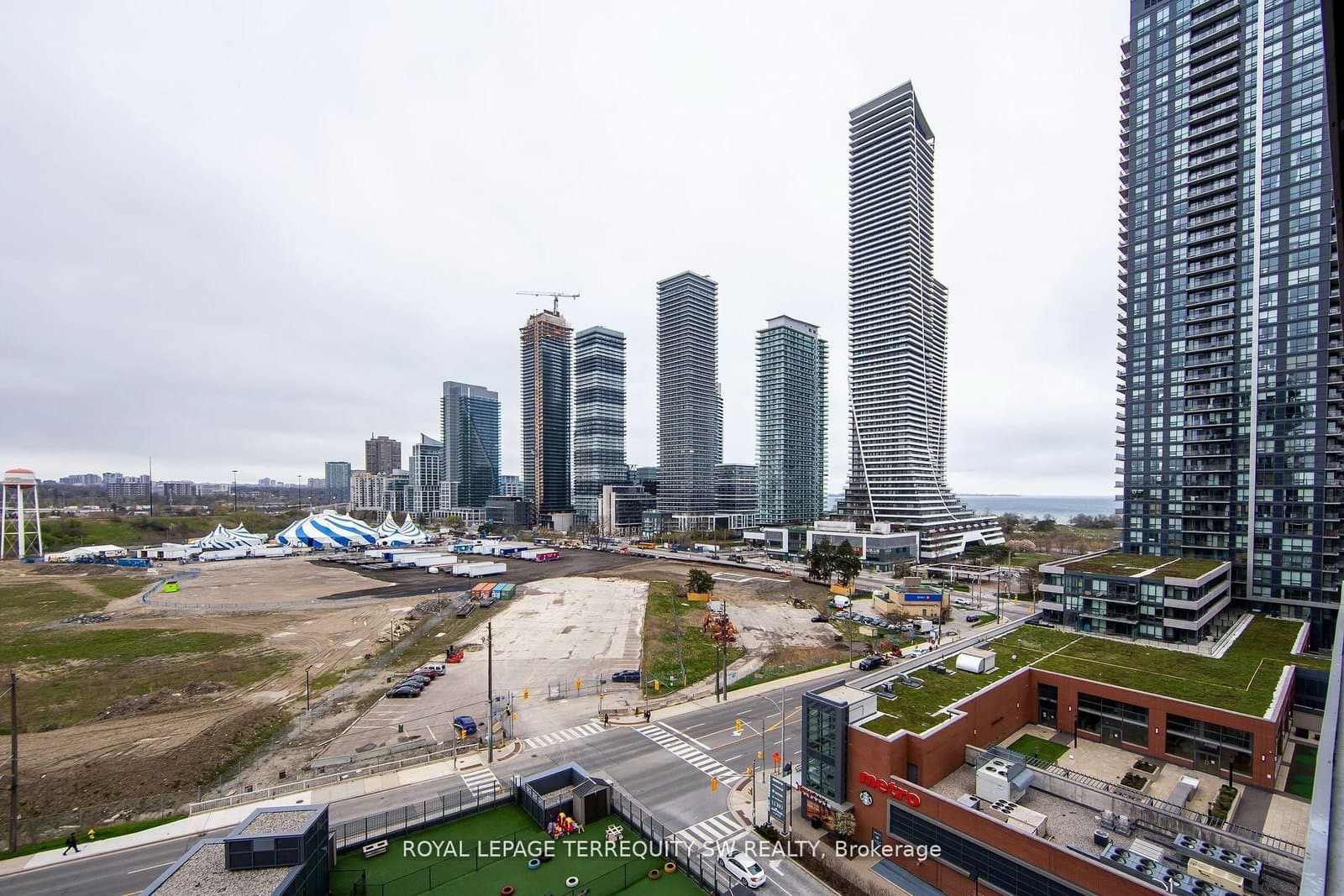 10 Park Lawn Road, Unit 1208 thumbnail 11