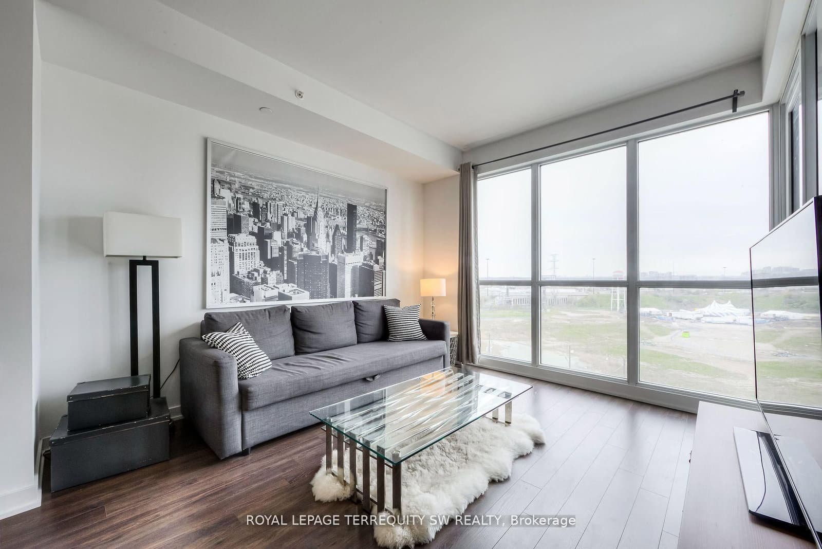 10 Park Lawn Road, Unit 1208 thumbnail 5